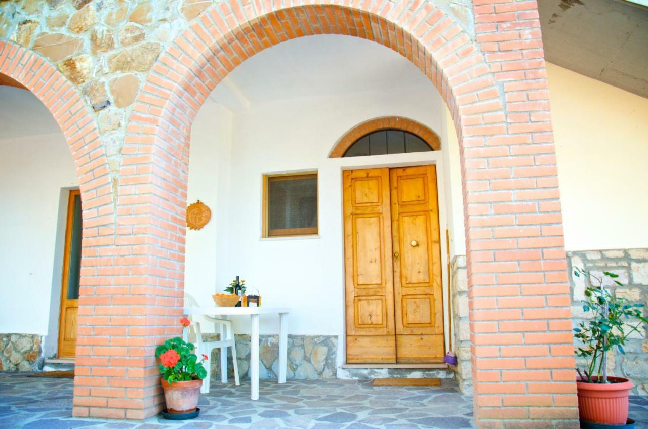 Agriturismo San Lino-Gilberto มัสซามาริตติมา ภายนอก รูปภาพ